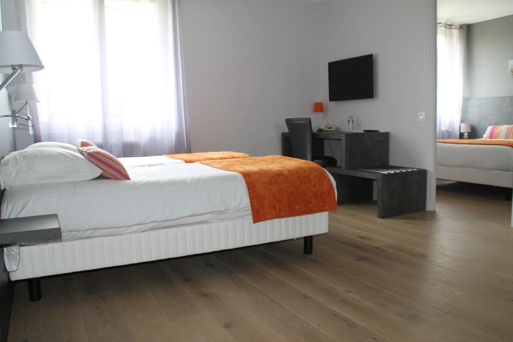 Cozy Hotel Logis Morlaix Plouigneau Room photo