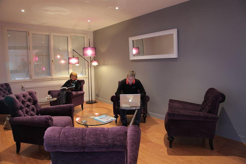 Cozy Hotel Logis Morlaix Plouigneau Exterior photo